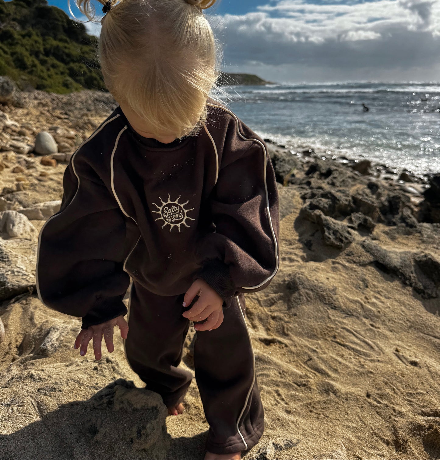 CHOCCY BROWN CREWNECK JUMPER