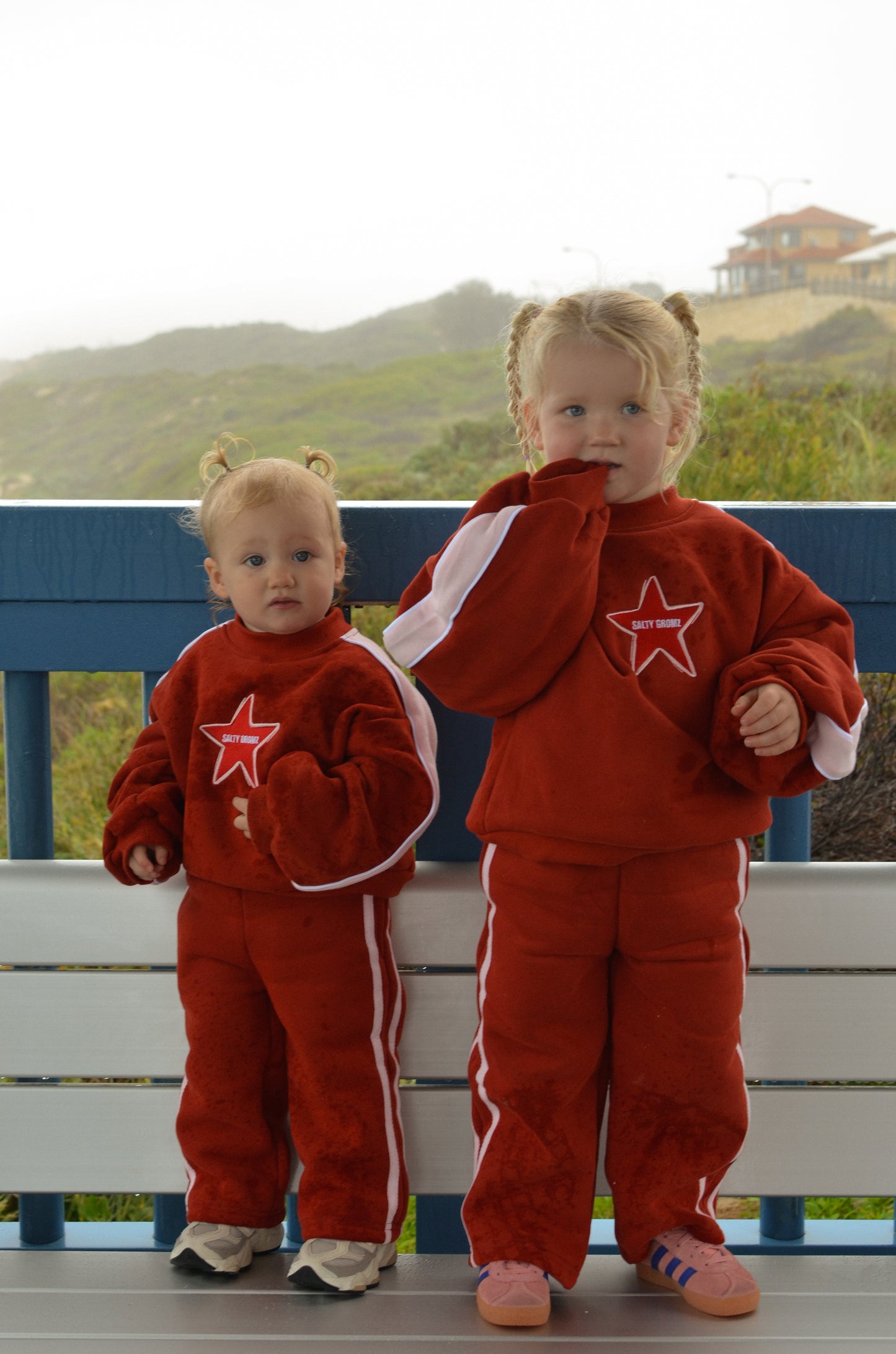 TRACKSUIT PANTS IN STRAWBERRY SUNSET